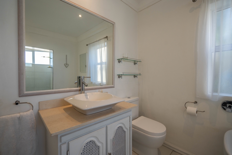 7 Bedroom Property for Sale in Royal Alfred Marina Eastern Cape